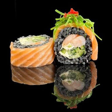 39 Black Shrimp with Salmon