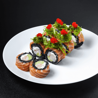 39 Black Shrimp with Salmon